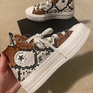 Platform Snakeskin Women’s Converse